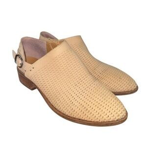 Lucky Brand Womens 8M Pre-Owned Perforated Leather Ankle Booties Buckle Side Zip